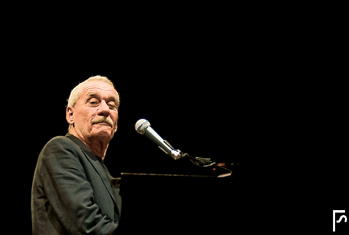 Chapeau, monsieur Conte