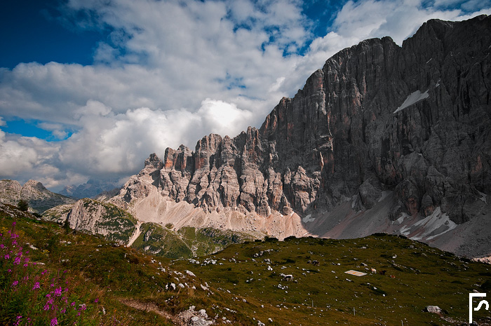 In front of H.M. the Civetta