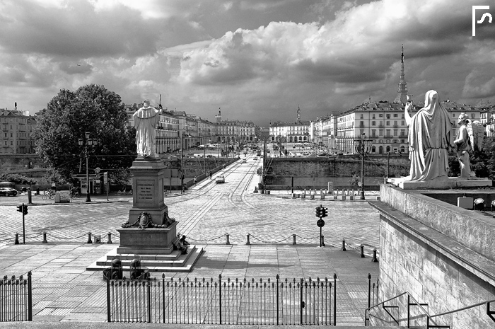 Magic city, magic light